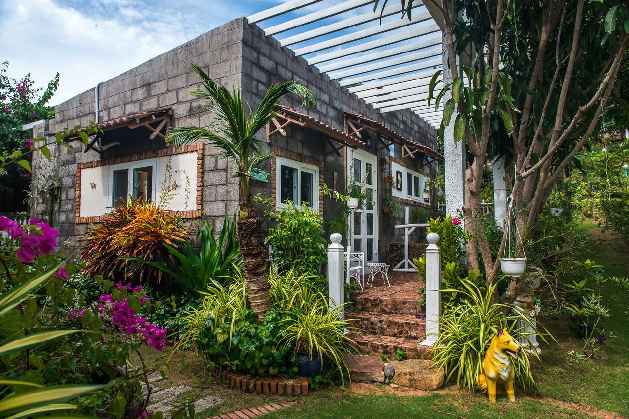 Veranda Beach Place Hotel Phan Thiet Bagian luar foto