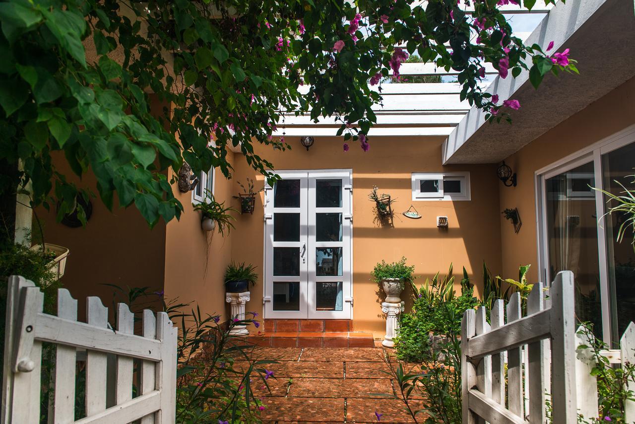 Veranda Beach Place Hotel Phan Thiet Bagian luar foto