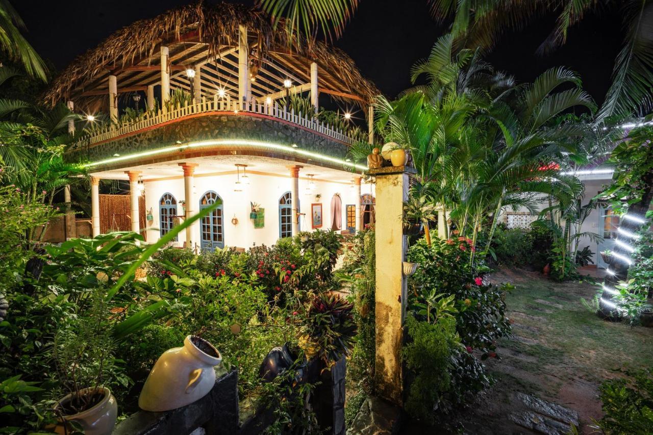 Veranda Beach Place Hotel Phan Thiet Bagian luar foto