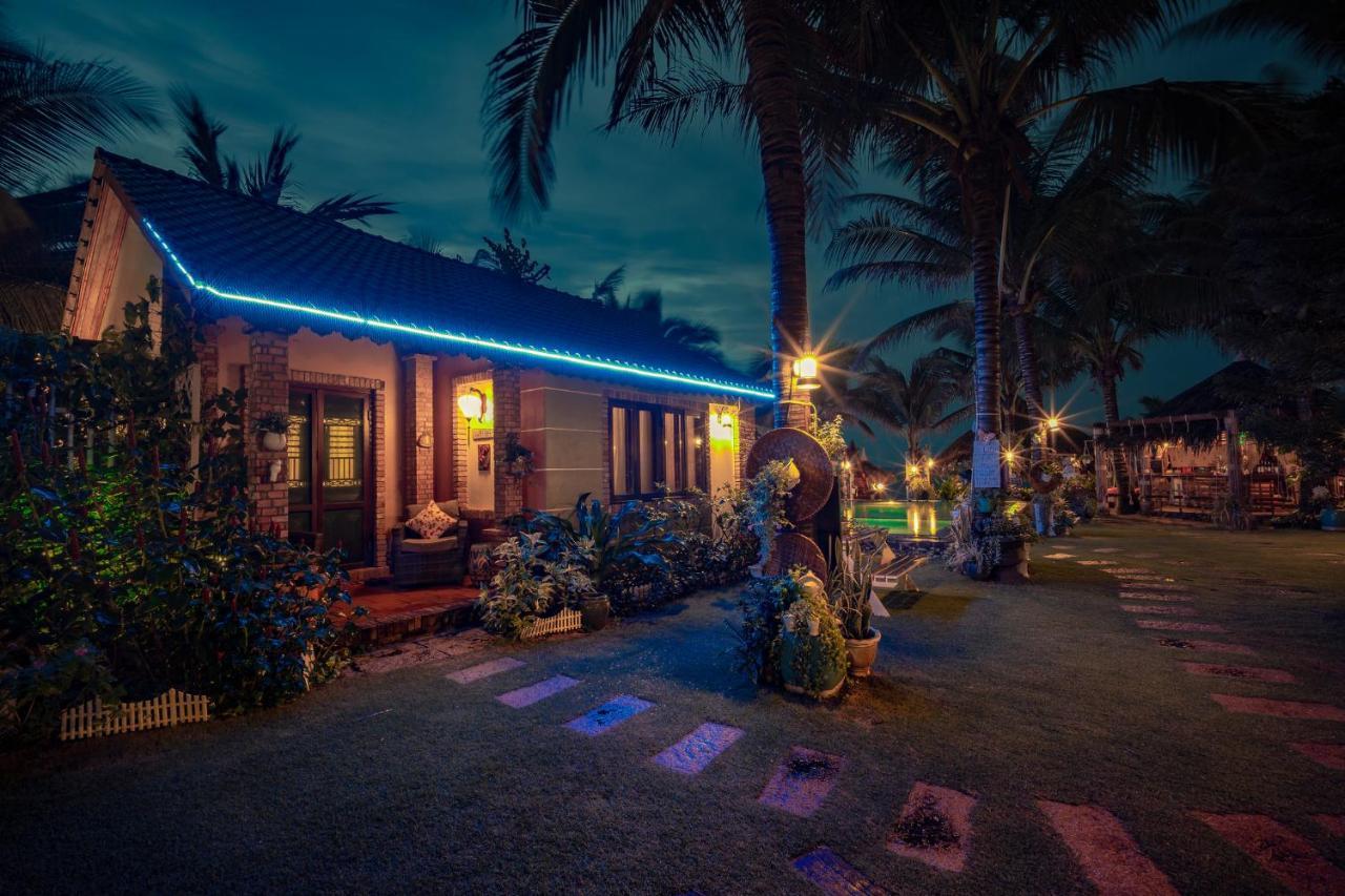 Veranda Beach Place Hotel Phan Thiet Bagian luar foto