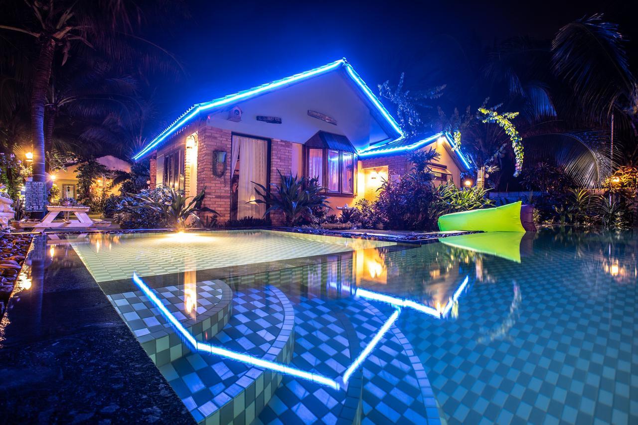 Veranda Beach Place Hotel Phan Thiet Bagian luar foto
