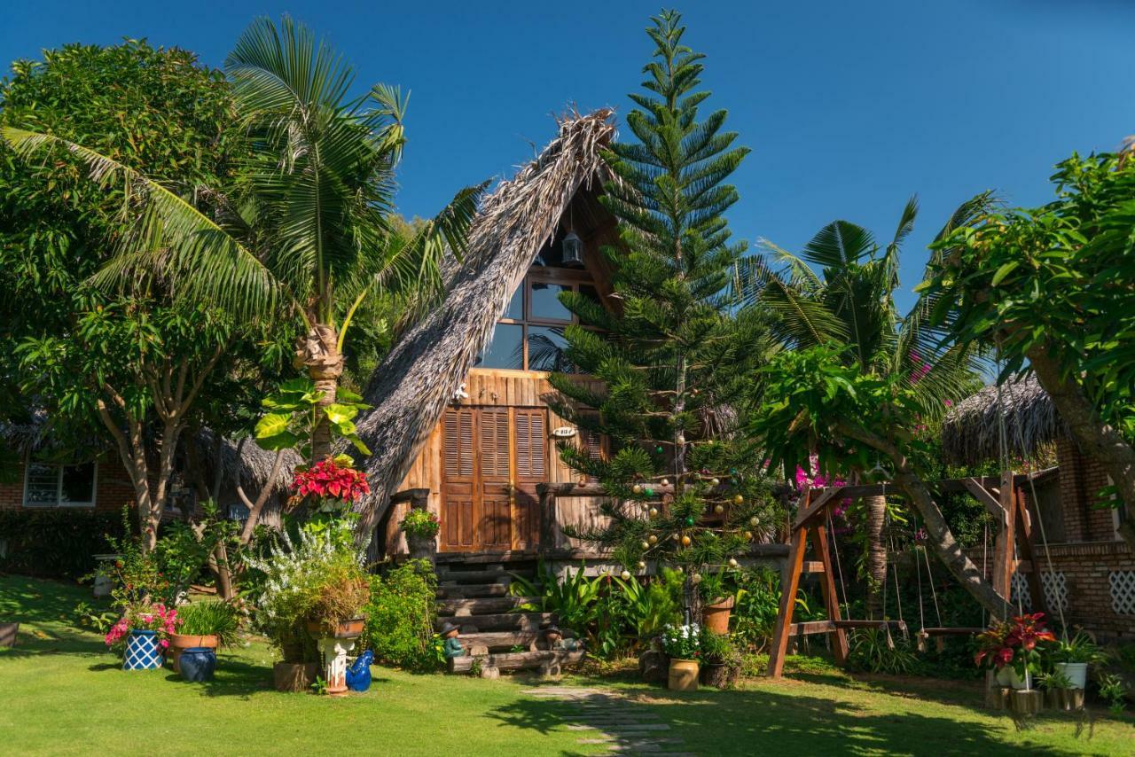 Veranda Beach Place Hotel Phan Thiet Bagian luar foto