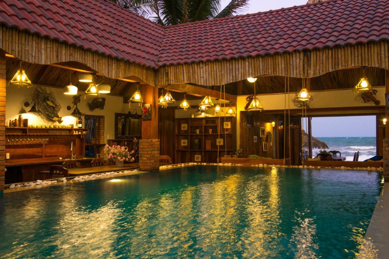 Veranda Beach Place Hotel Phan Thiet Bagian luar foto